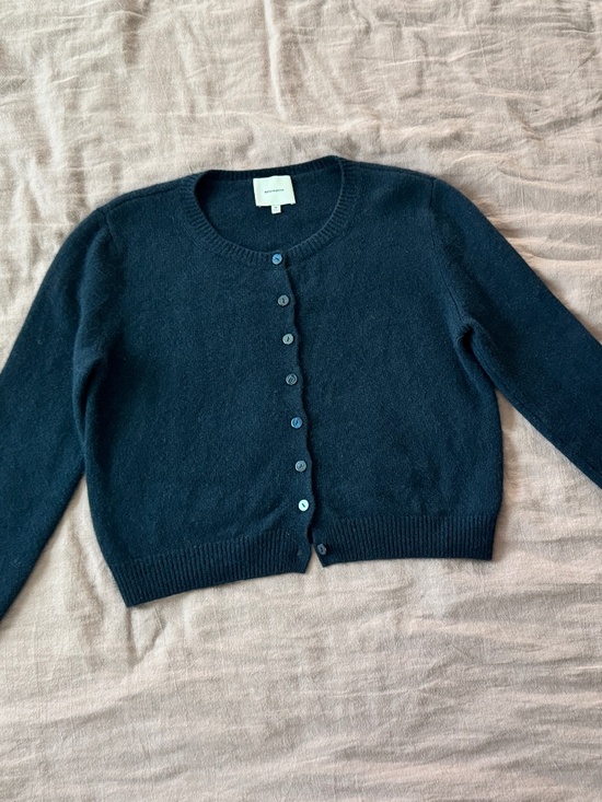 Reformation dark blue Clara cardigan - Picture 2 of 12